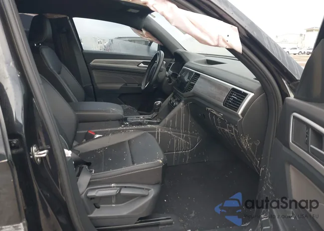 1V2WC2CA0PC213085: 44016298