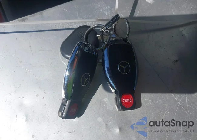 WDBRF52H37F924542: 44016385