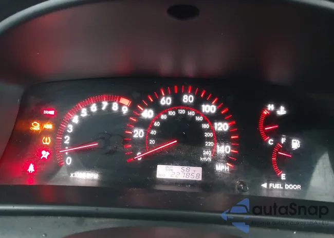 2T1BY32E35C406699: 44016424