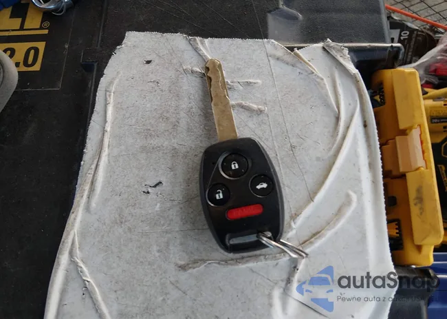 1HGCM56497A119552: 44016490