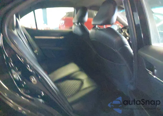 4T1G11AK3LU916925: 44017661