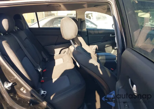 KNDPBCAC8F7758252: 44017679