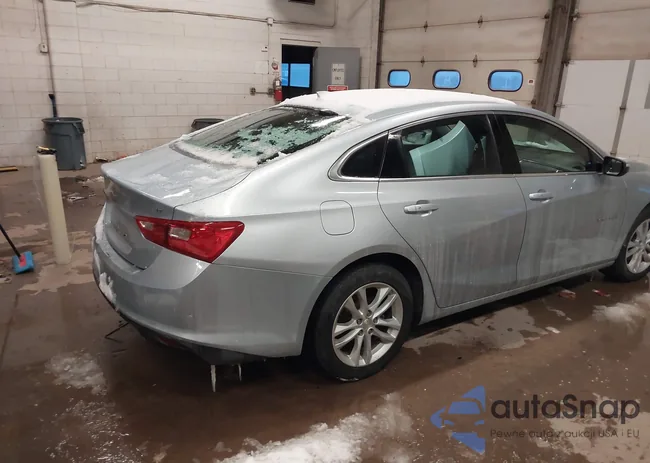 1G1ZE5ST8HF197708: 44017733