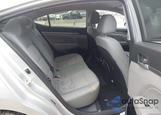 5NPD84LF5HH075647: 44017777