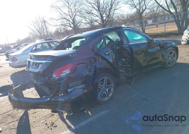 WDDWF8EB0LR559457: 44017797