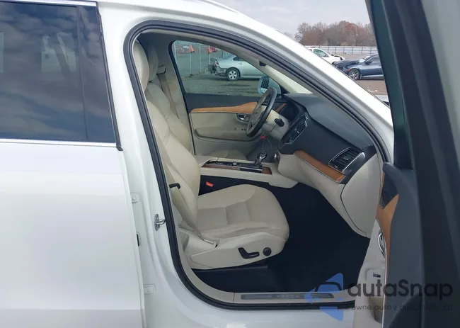 YV4A22PK1M1728621: 44017801