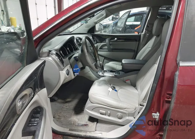 5GAKVBKD3GJ210880: 44017859