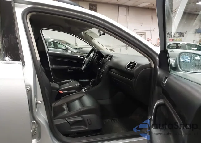 3VWPL7AJ5EM622956: 44017878