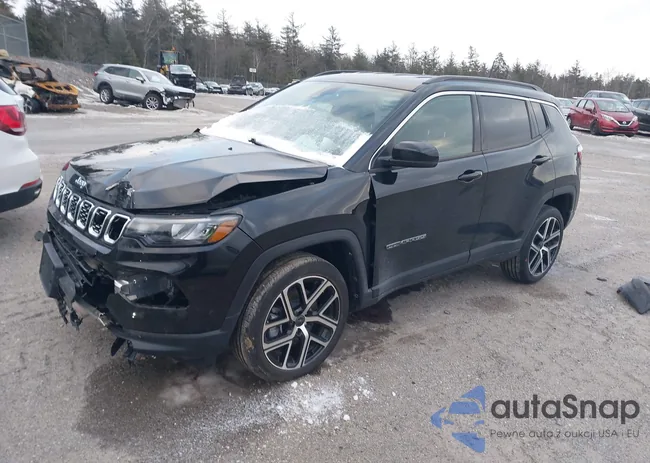 3C4NJDCN4ST610104: 44017885