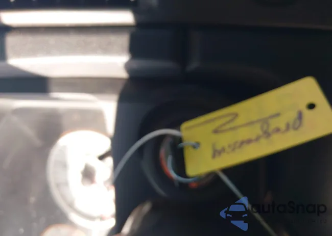 1N6BA0EC6FN512573: 44017888