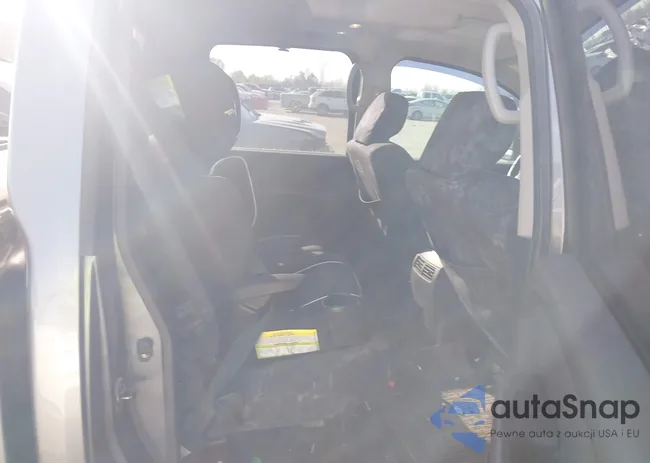 1N6BA0EC6FN512573: 44017888