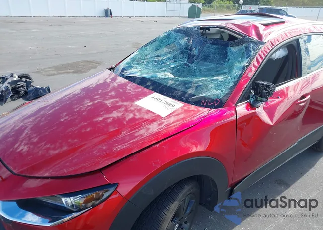 3MVDMBEY0MM254602: 44017889