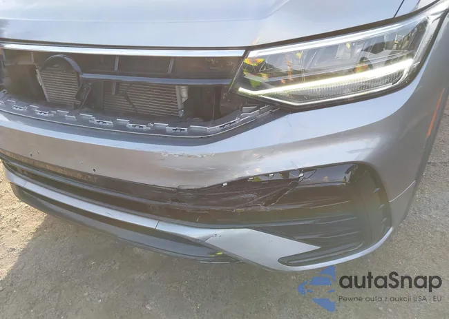 3VV8B7AX8NM049373: 44017907