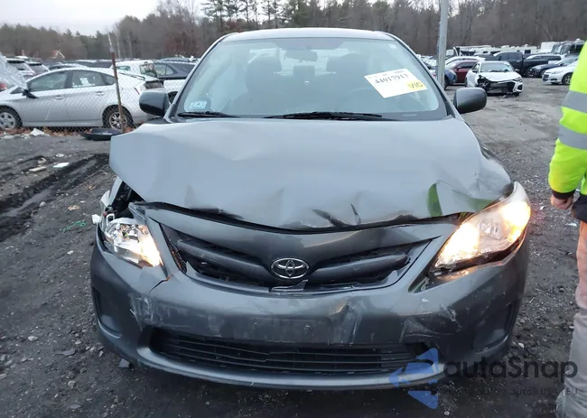 2T1BU4EE0DC096944: 44017913