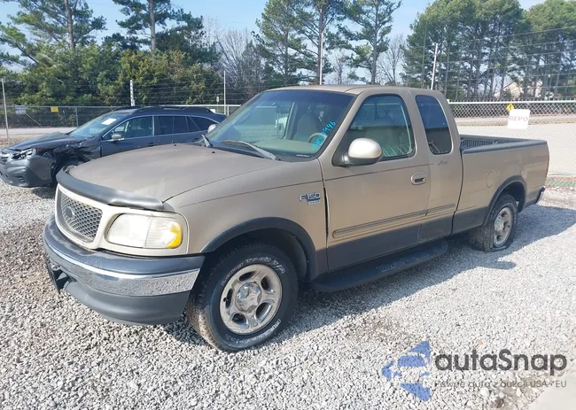 1FTRX17L5YNB03180: 44017946