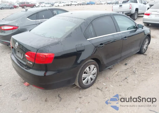 3VWDX7AJXDM421365: 44017958