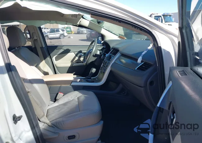 2FMDK3JC9DBB53174: 44017977