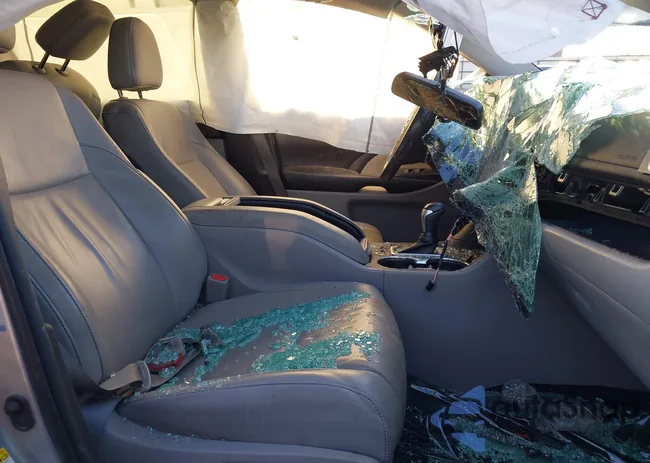 5TDKZRFH5KS338493: 44017982