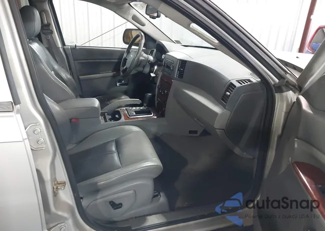 1J4HR58206C360835: 44018024