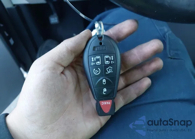 2C4RC1CG9DR755317: 44018064