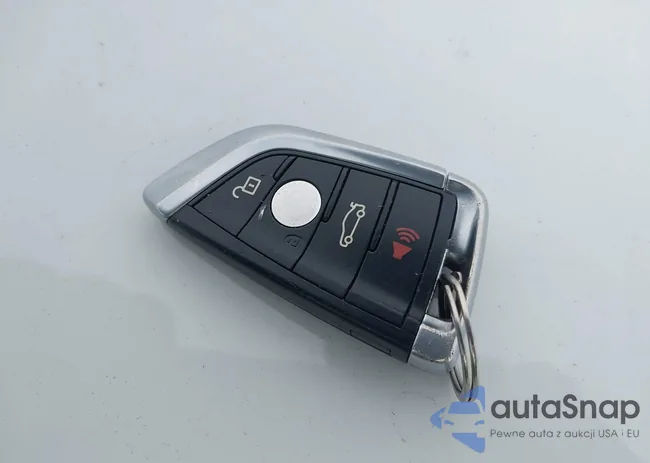 5UXKR0C50E0K45831: 44018102