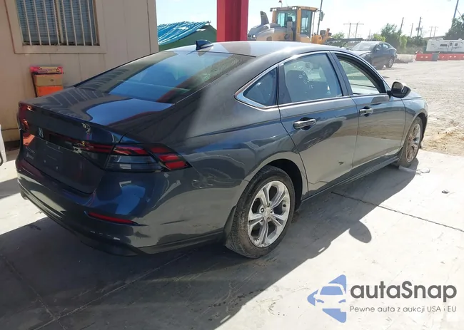 1HGCY1F21RA010128: 44018120