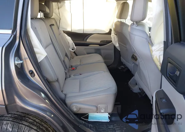 5TDBZRFH5HS445987: 44017252