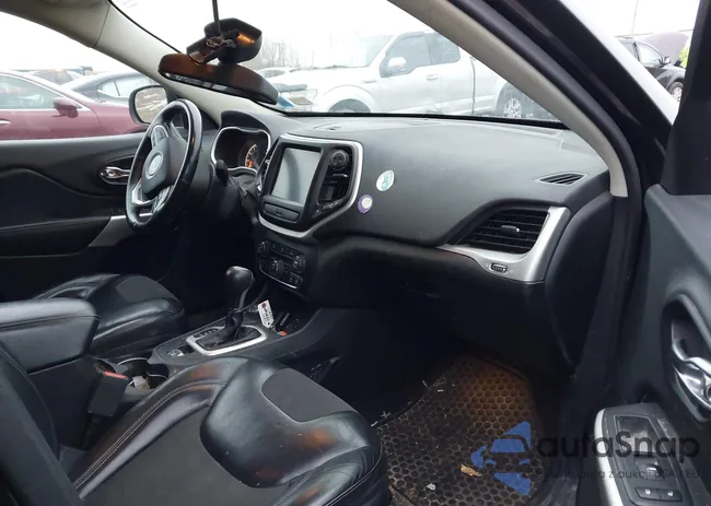 1C4PJMLB6JD527339: 44017318