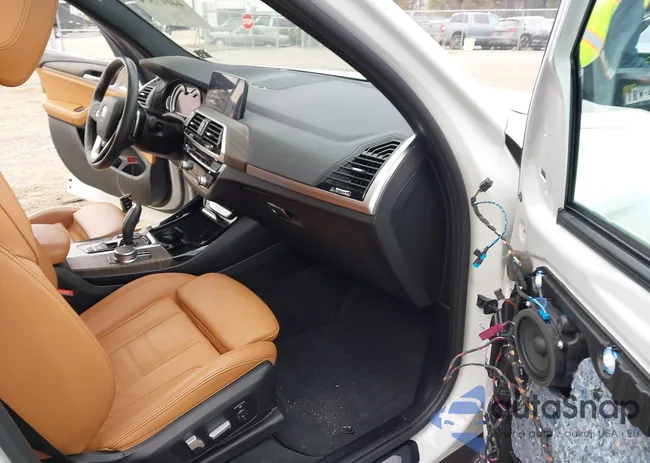 5UXTR9C5XJLC73589: 44017374