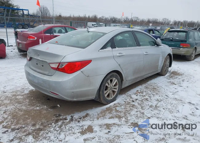 5NPEB4AC9BH101625: 44017500