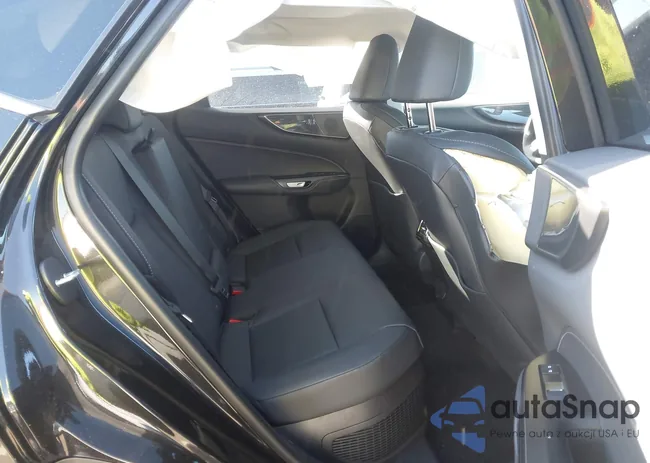 2T2GCCAZ2TC001127: 44017527