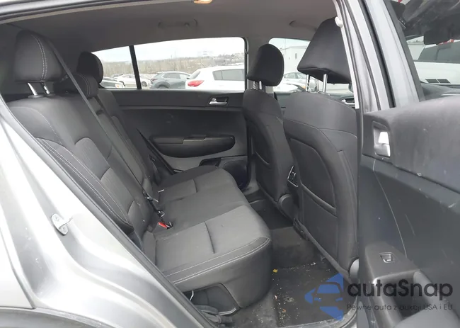 KNDPMCAC4L7830165: 44017554