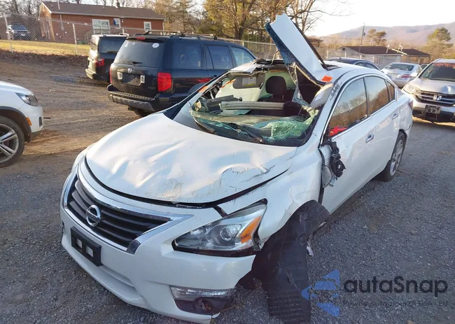 1N4AL3APXFN911804: 44017565