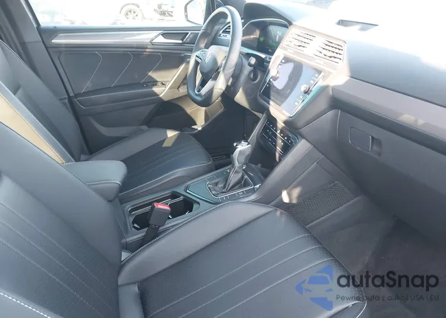 3VVCB7AX1PM122046: 44017596