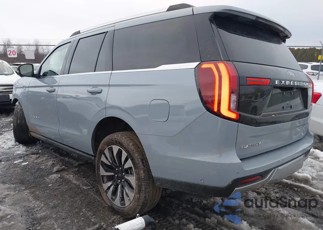 1FMJU1M81SEA32262: 44018644