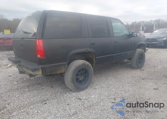 1GKEK13R2XJ717623: 44018663