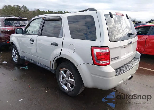 1FMCU031X8KC15810: 44018673