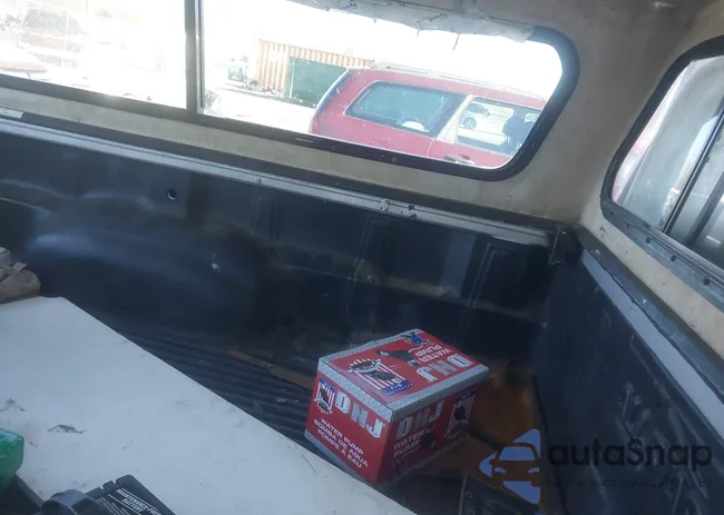 1FTCR10T3LPB34273: 44018690