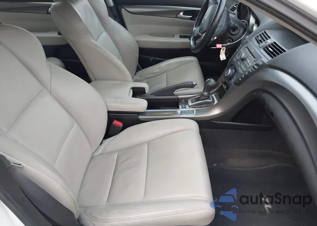 19UUA9F26CA010155: 44018730