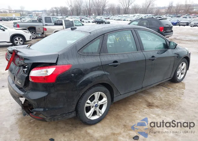 1FADP3F23EL374198: 44018731