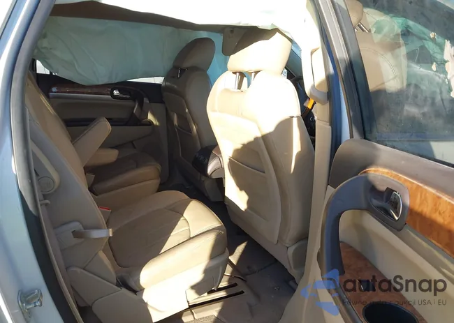 5GAKRBEDXBJ347016: 44018737