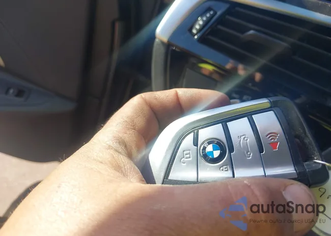 WBA73BJ08MWW89110: 44018740