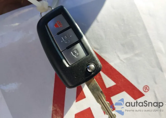 JN8AT2MT5KW504236: 44018761