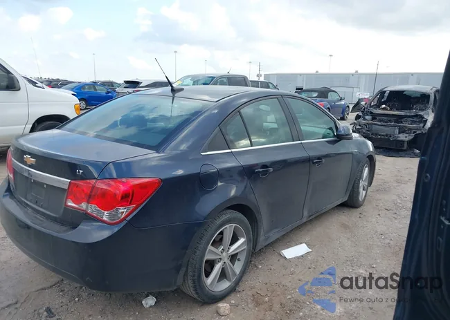 1G1PE5SB6E7118704: 44018809