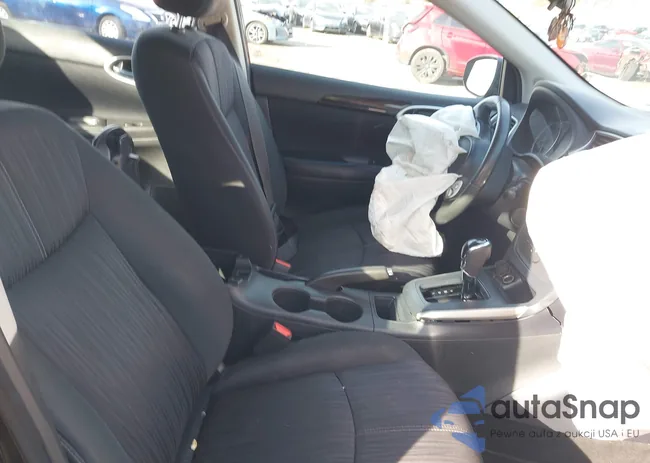 3N1AB7APXJL623037: 44018811