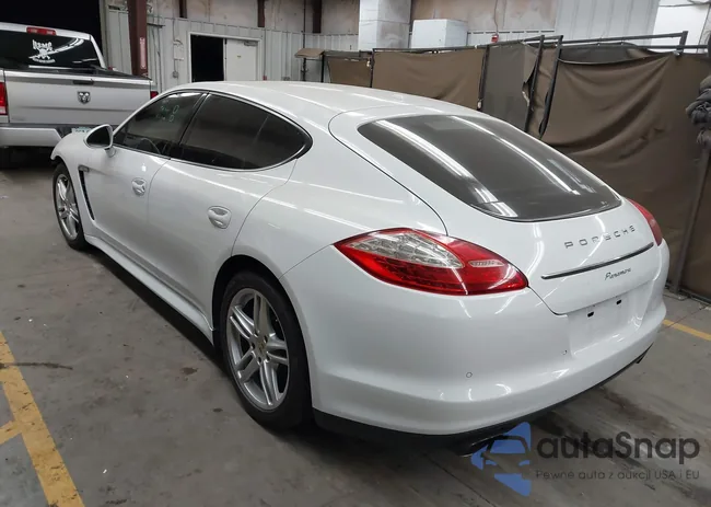 WP0AA2A72DL010896: 44018817