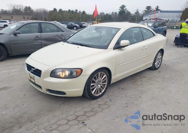 YV1MC67299J072741: 44018837