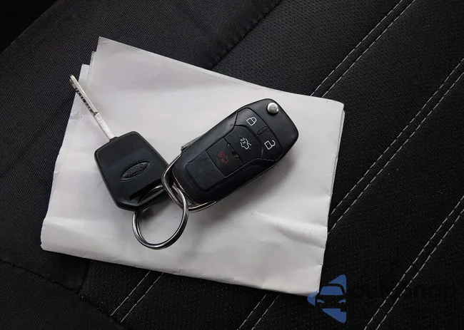 3FA6P0H71ER338396: 44019086