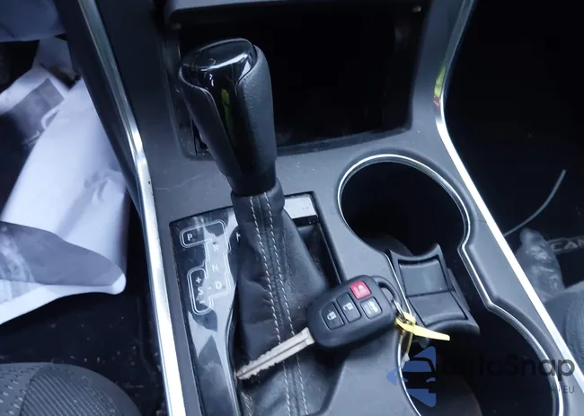 4T4BF1FK9GR523351: 44019137