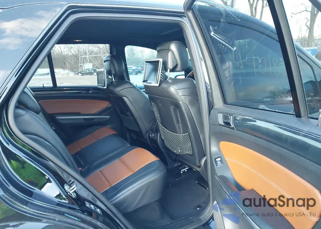 4JGBB7HB6AA593369: 44018236